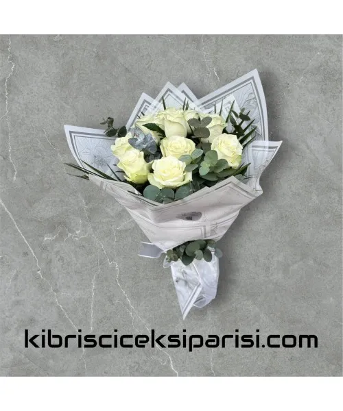 11 Beyaz Gül Buketi 11 Beyaz Gül Buketi